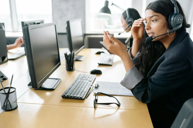 Relation client et emploi : un guide pour candidats et dirigeants de TPE-PME