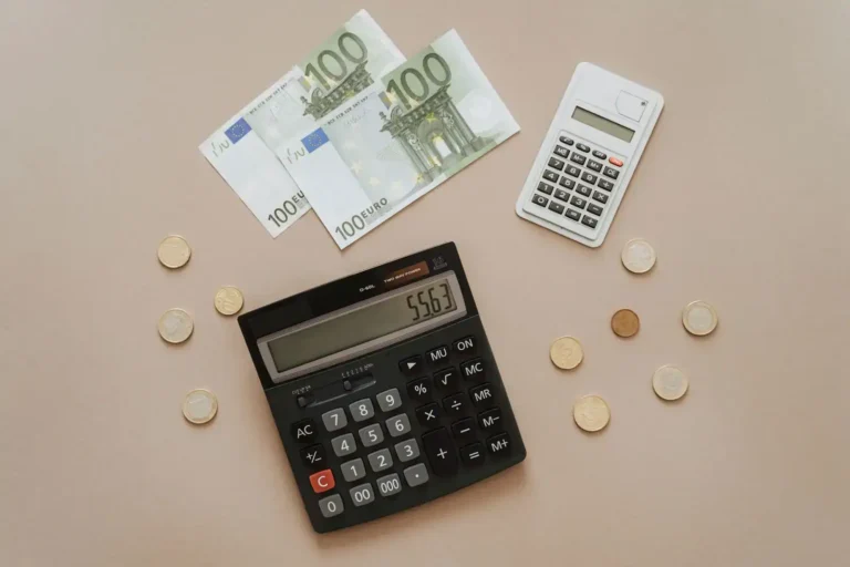 DGFiP, impots.gouv.fr et ministère : qui fait quoi et où aller